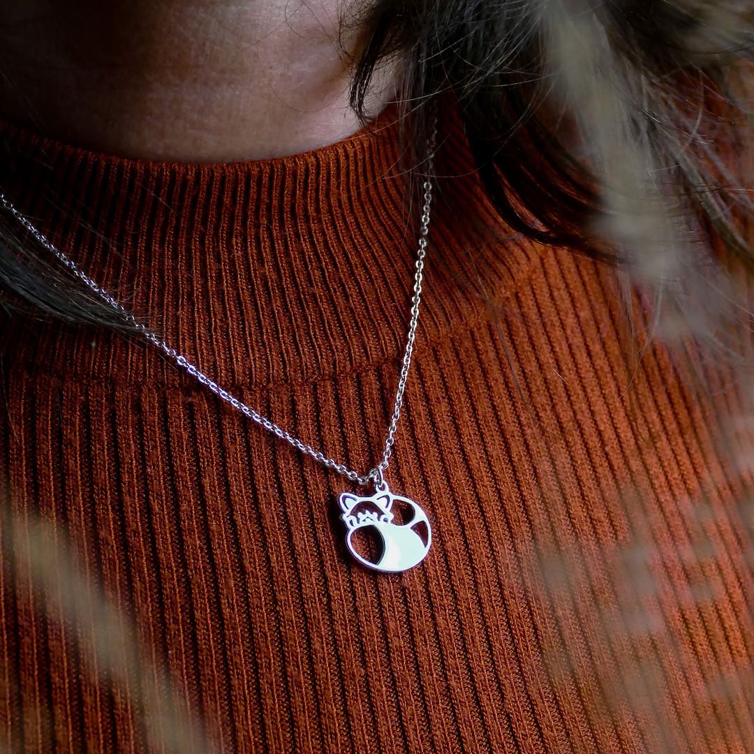 collier panda roux porté femme argent chaîne 